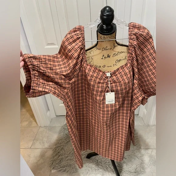 a.n.a Plaid Puff Sleeve Dress in Orange and Black - Picture 15 of 15